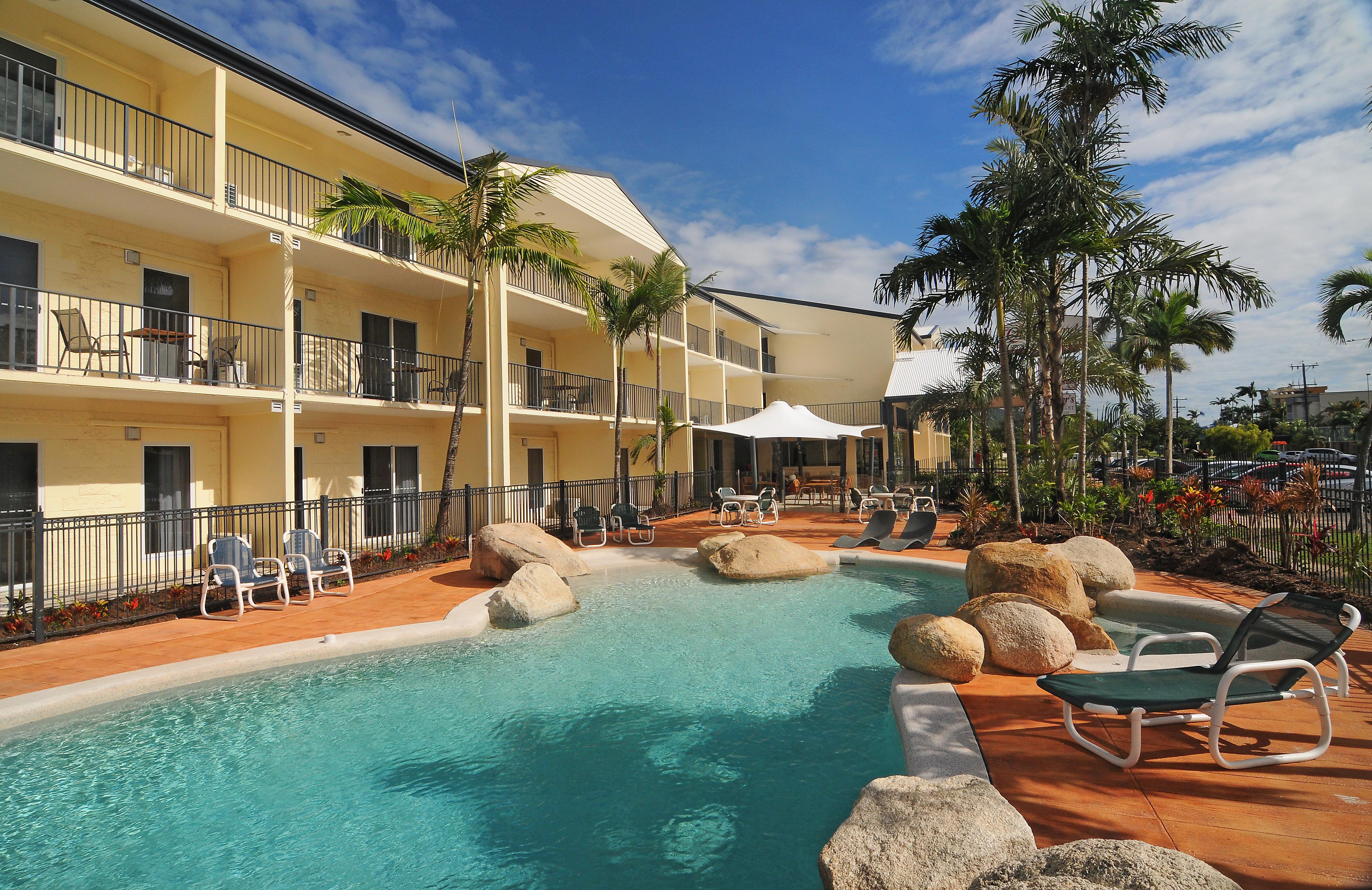 Cairns Queenslander Hotel & Apartments Eksteriør billede